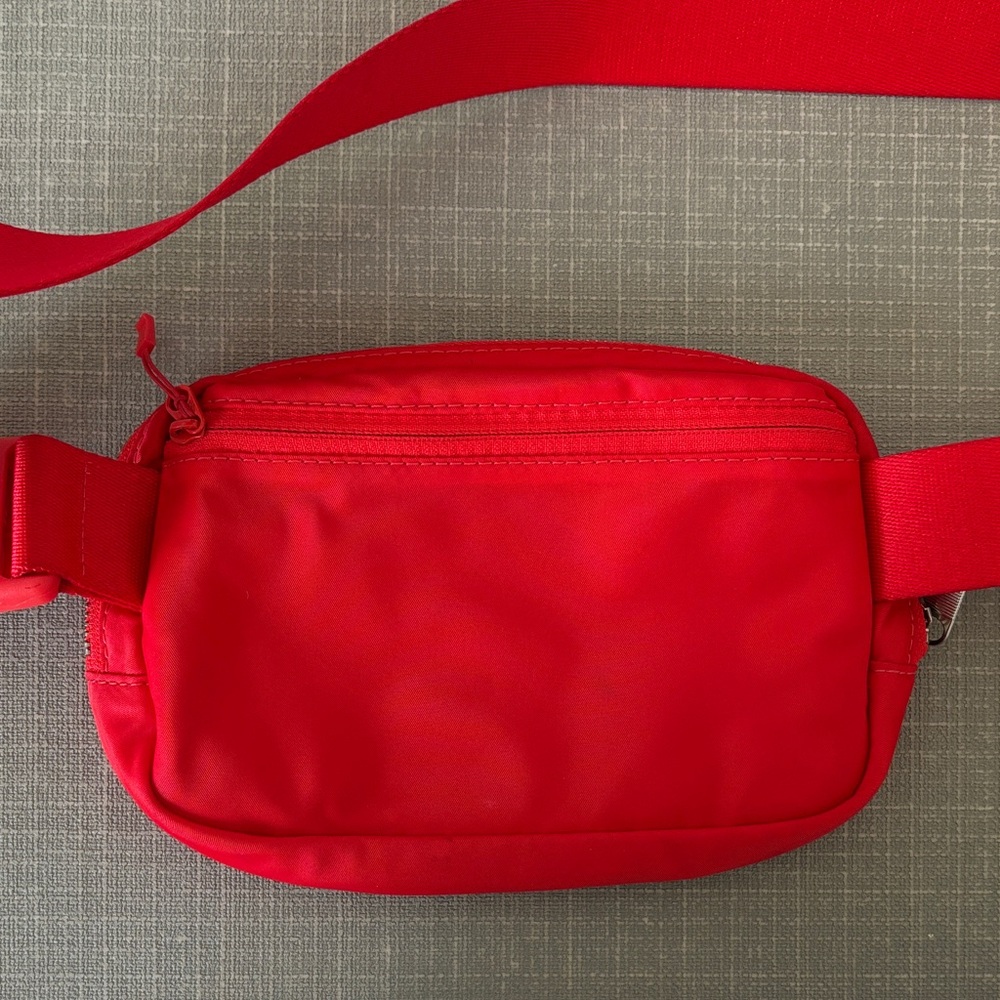 Lululemon Athletica Bold Red Belt Bag - Picture 2 of 5